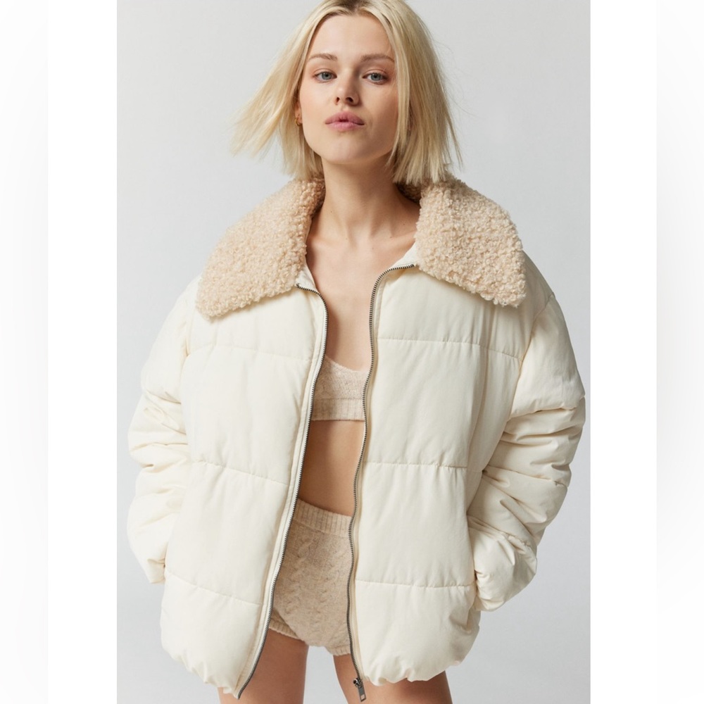 NWT UO Teddy Collared Duckie Puffer Coat